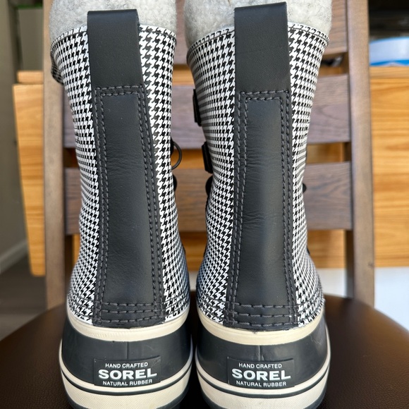 Sorel Houndstooth Joan Of Arctic Boot 8 - Picture 4 of 10